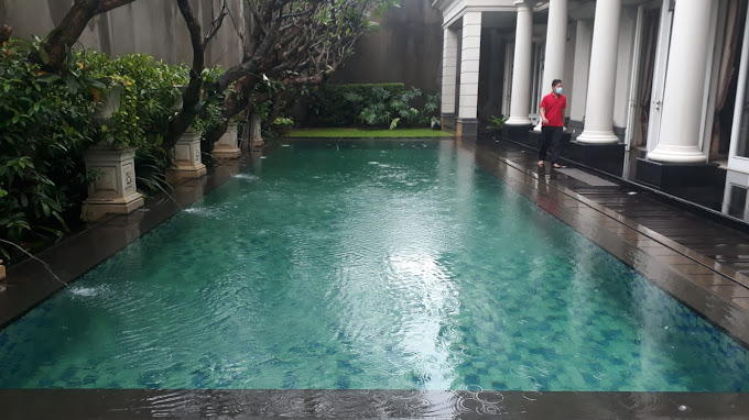 Tips Perawatan Kolam Renang Natural di Bandung